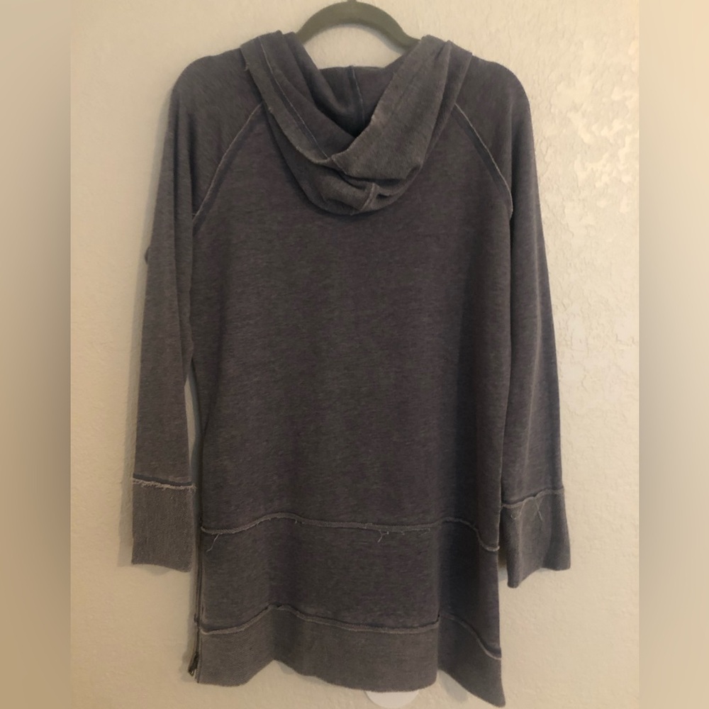 NWOT Evy’s Tree sample of the Isla in Charcoal- Med. - Picture 7 of 9